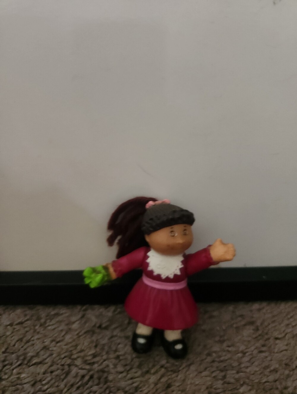 Vintage 1992 Cabbage Patch kids Happy Meal girl wearing Magneta dress green gift